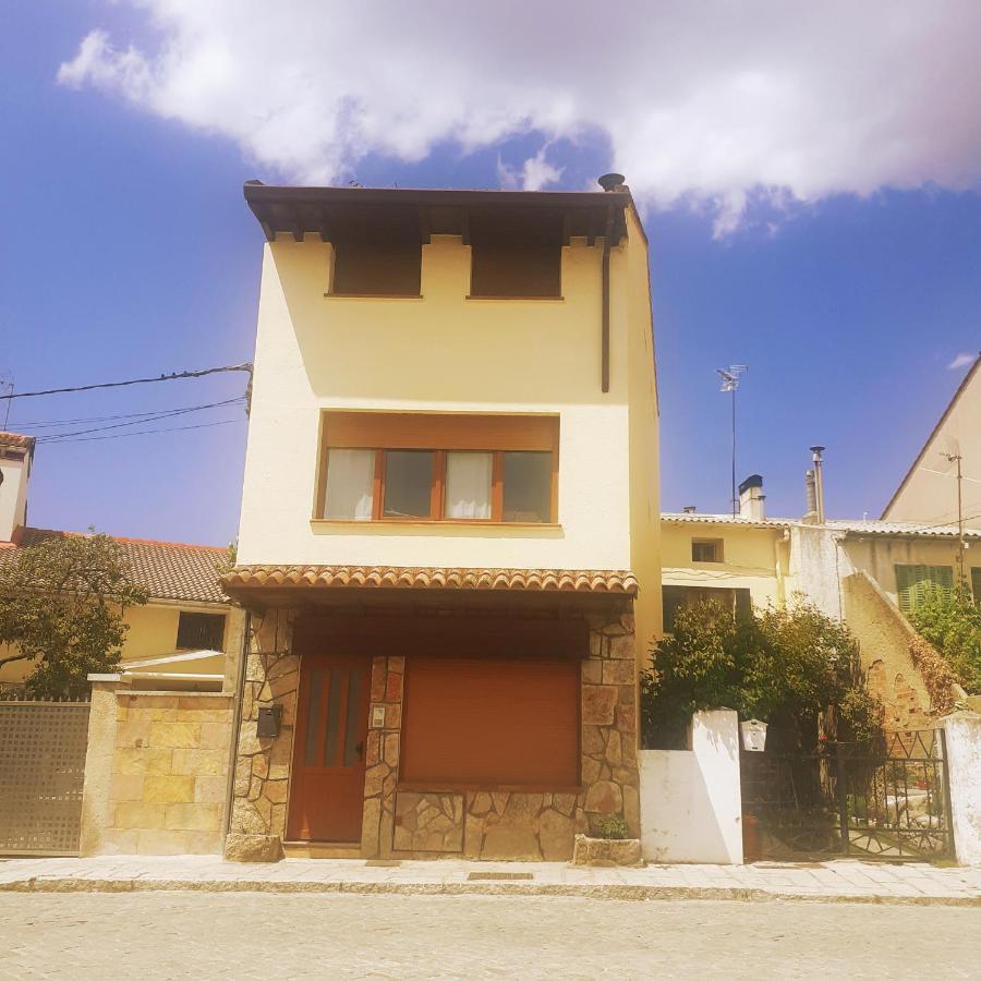 El Rincon Del Sanabres, Penalara Apartment Rascafría Exterior photo